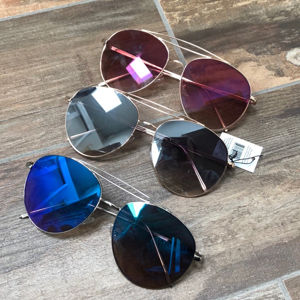 Set of 3 reflective lense aviators. NWT!